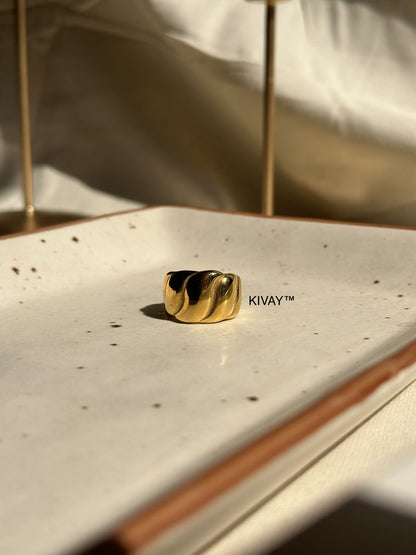 Swirl Ring