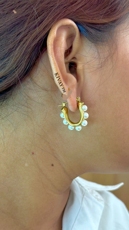 Pearl affair earrings