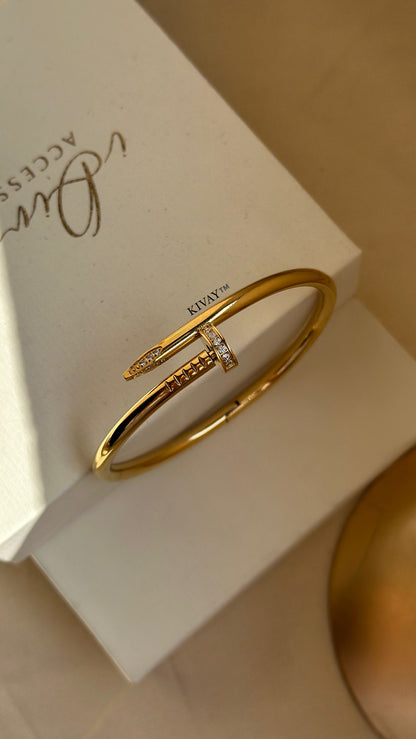Glam Nail Bracelet