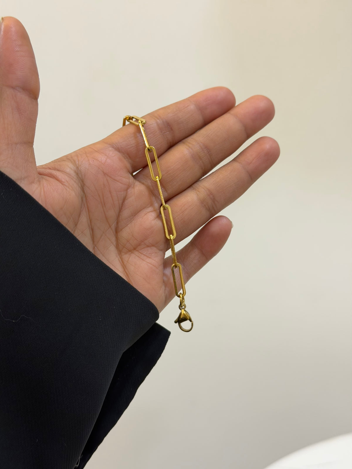 Sia paperclip staple bracelet