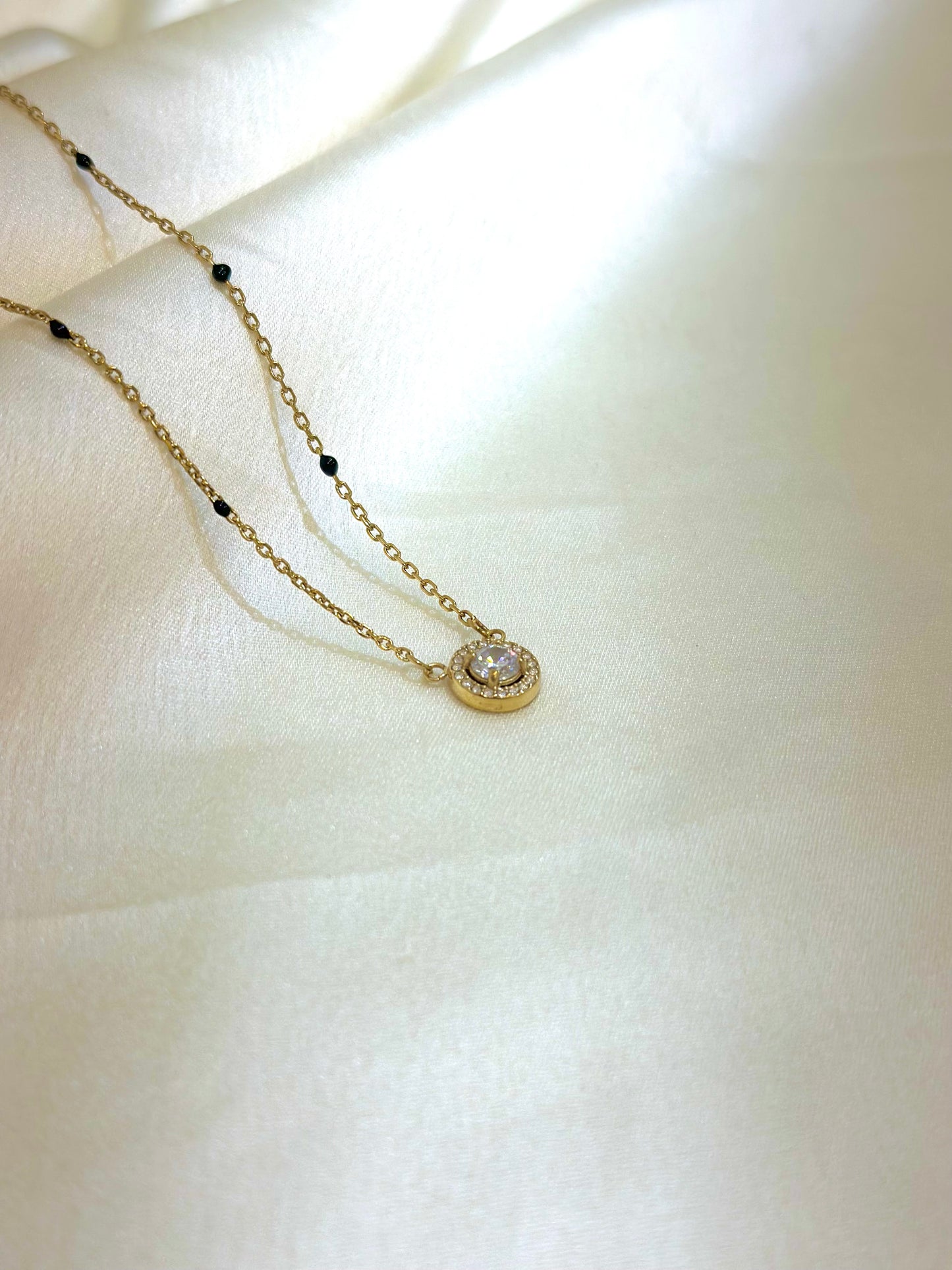 Inaya mangalsutra