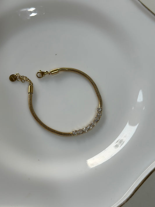 Roset luxe chain bracelet