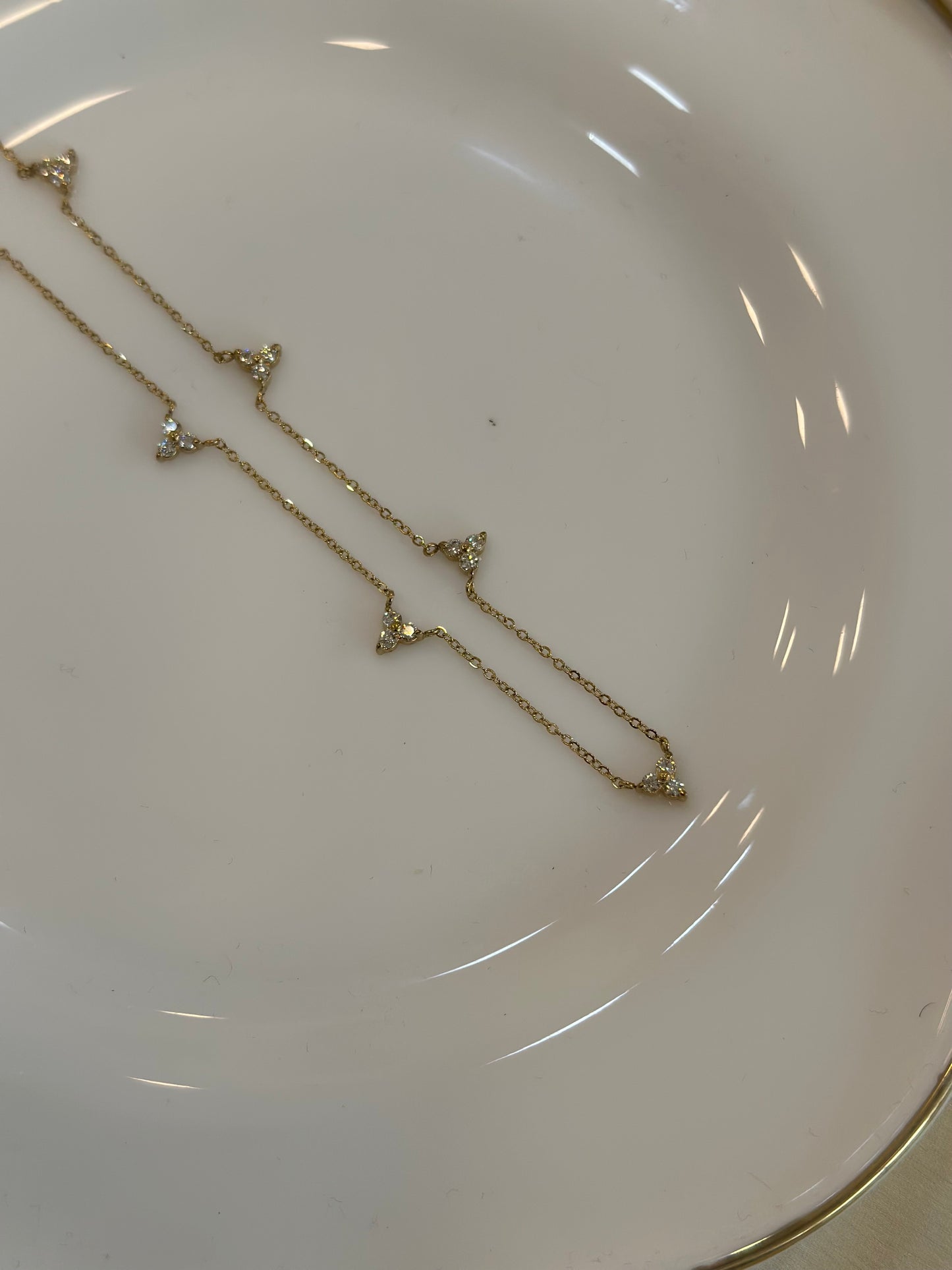 Luxe avirah necklace