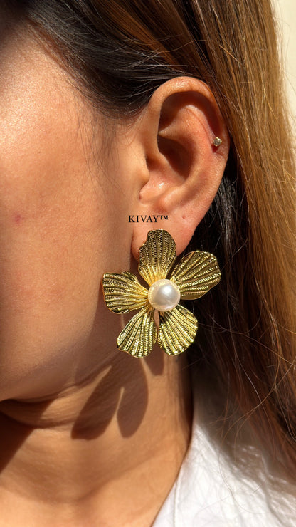 Flora earring