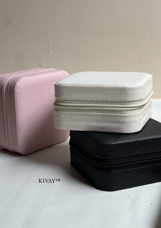 Mini jewellery box