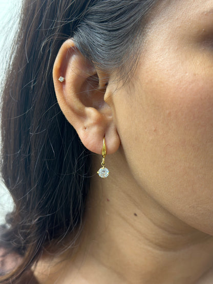 Scarlet drop earring