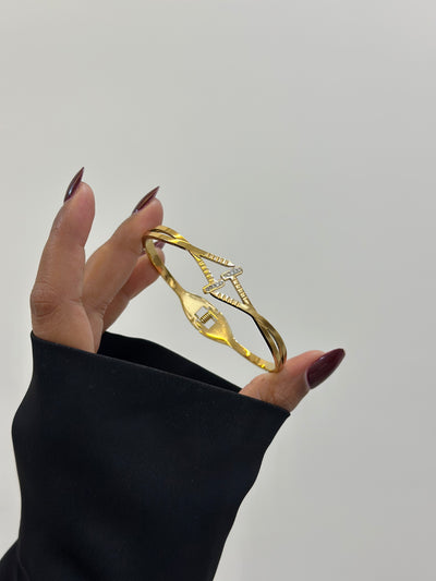 Tiara bracelet
