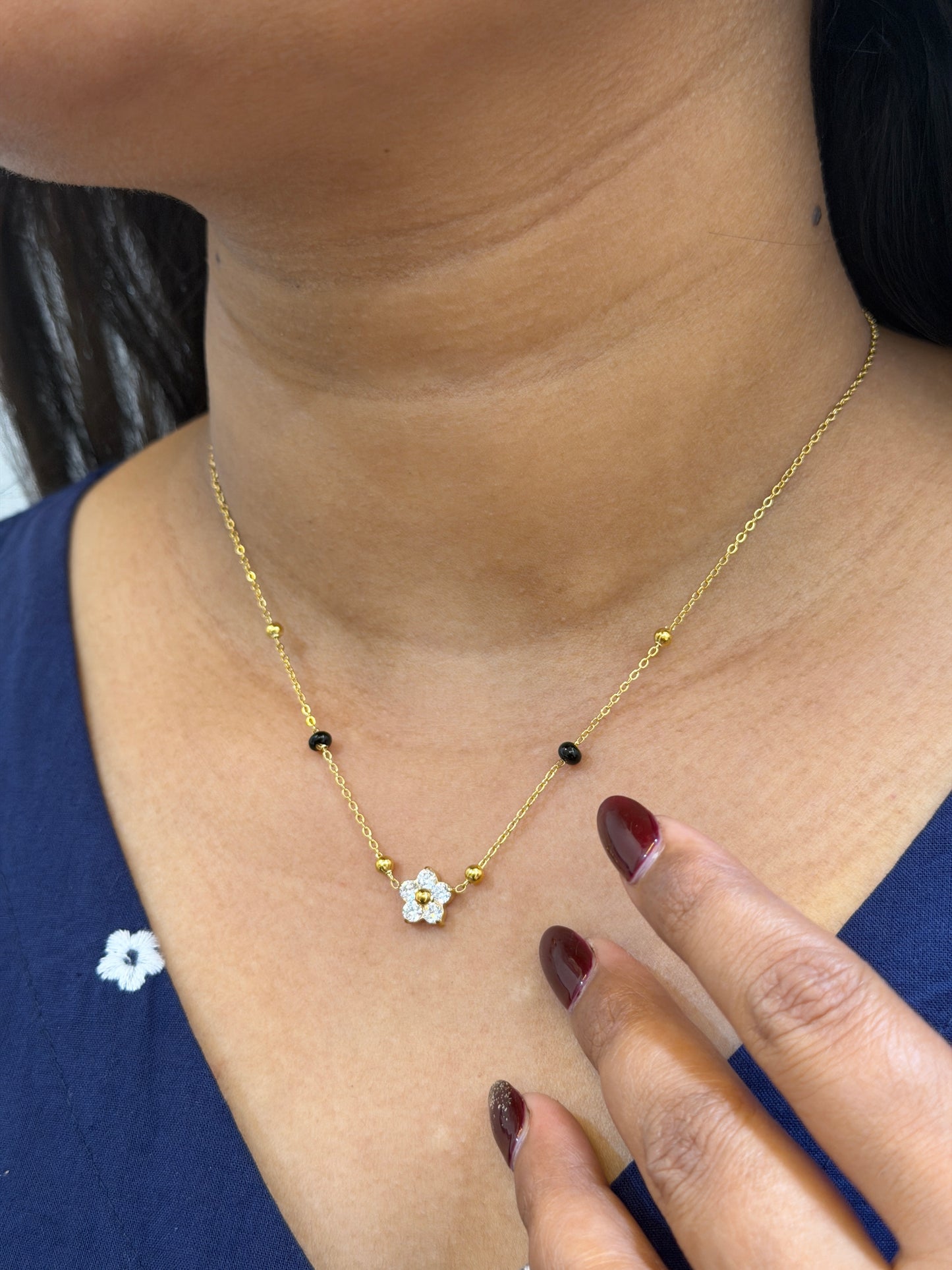 Floral mangalsutra