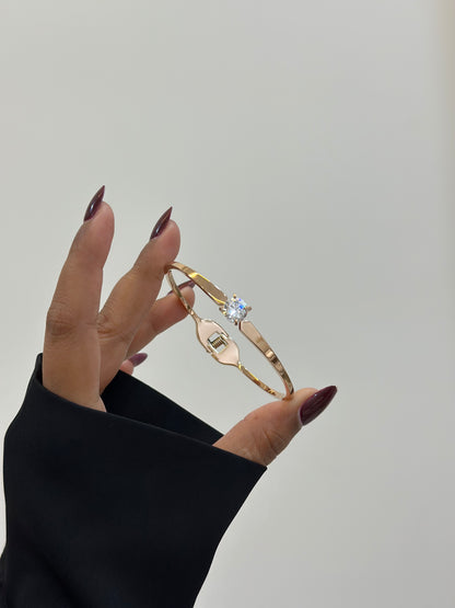Sia statement bracelet