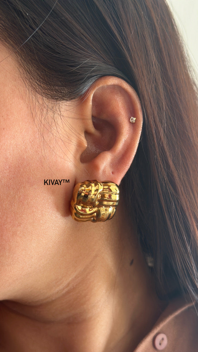 Extra AF Earring