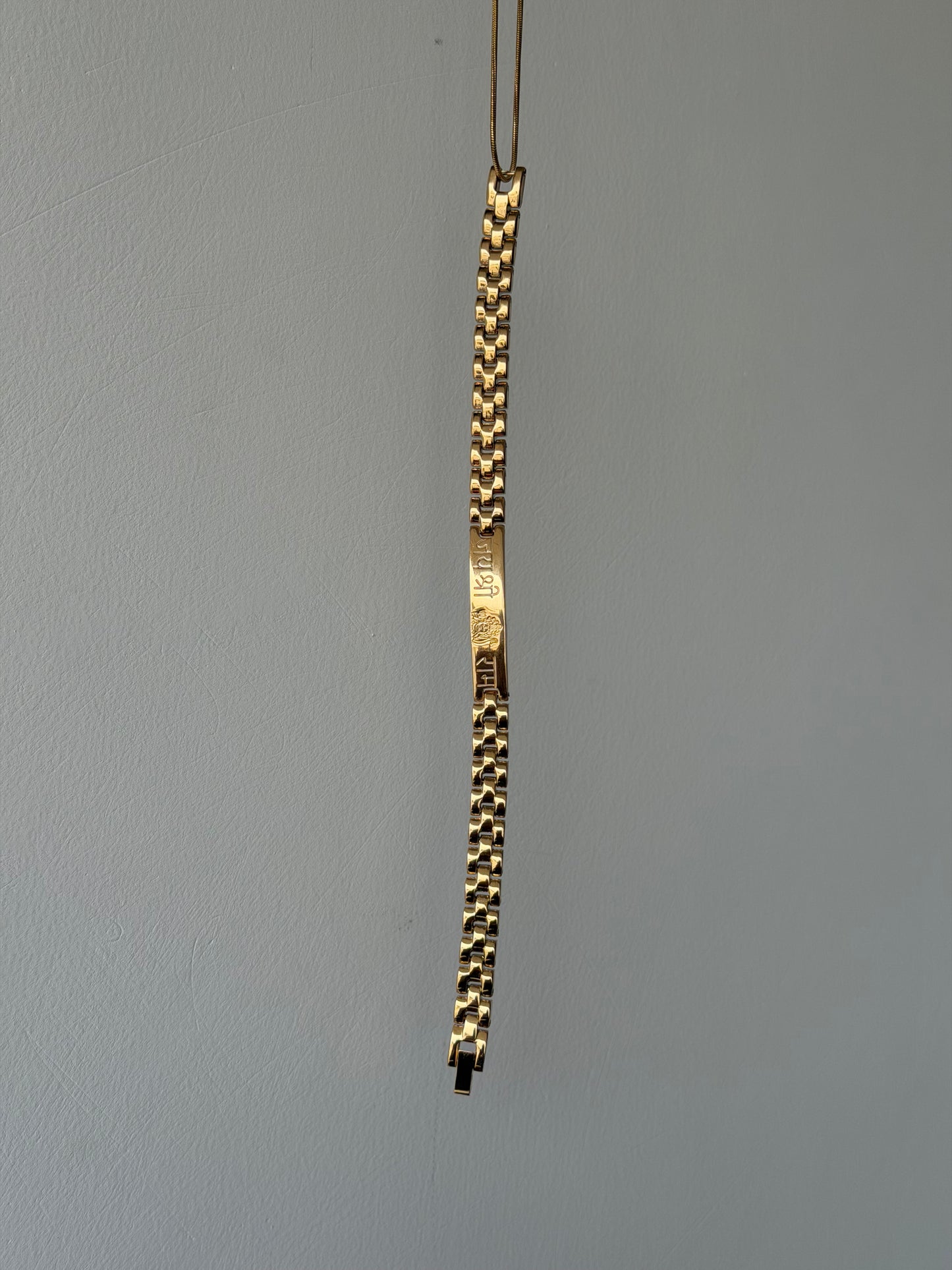 Ram gold bracelet