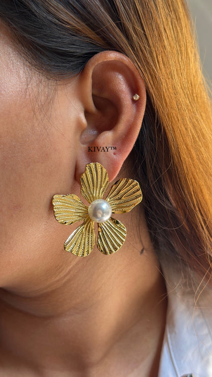 Flora earring