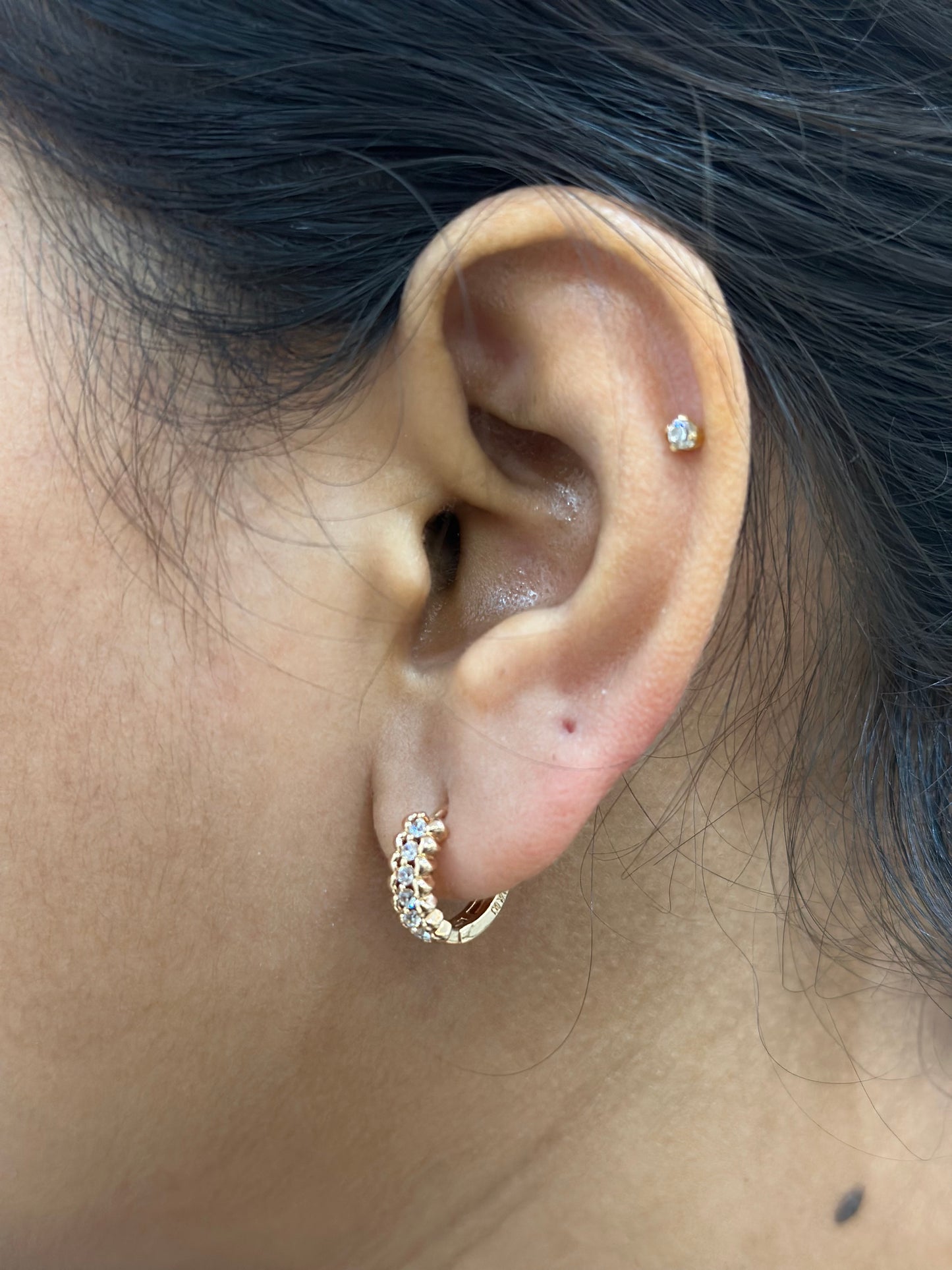 Eloura premium earrings