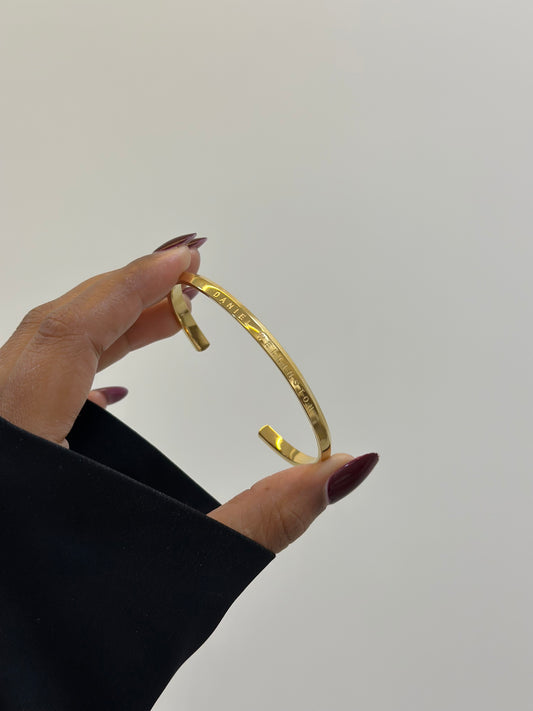 Sleek adjustable band bracelet