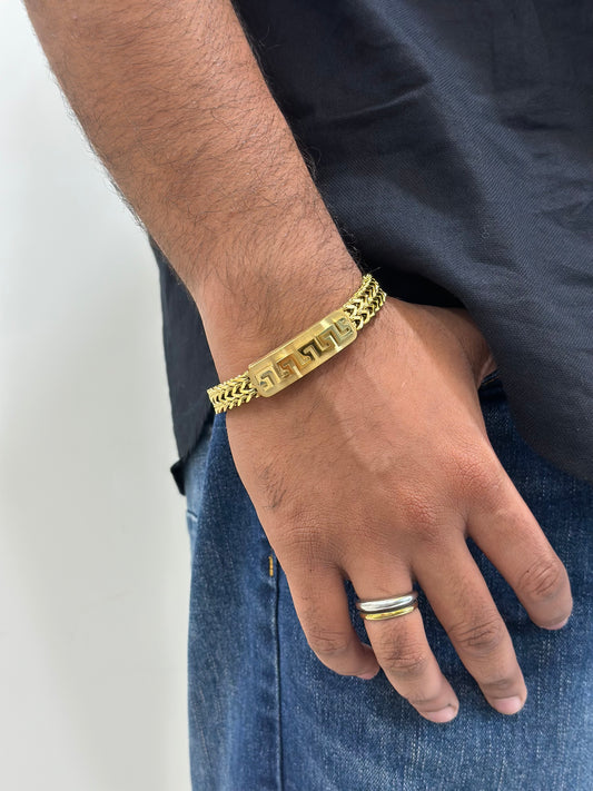 Grid gold chain bracelet