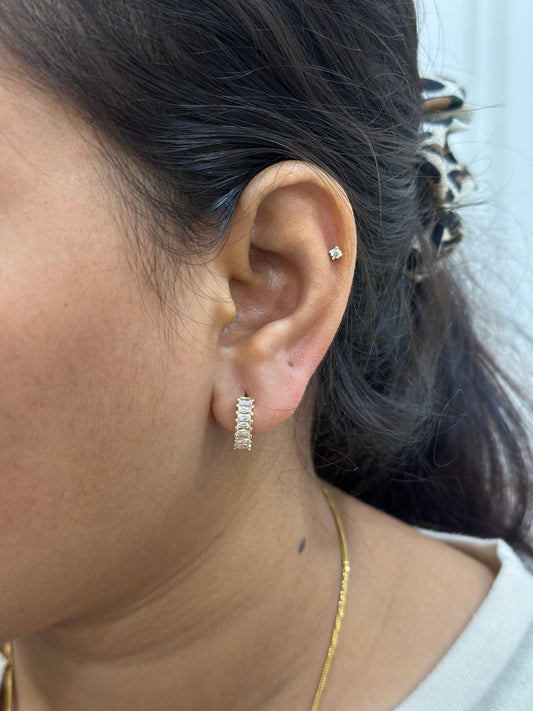 Enara dainty earrings