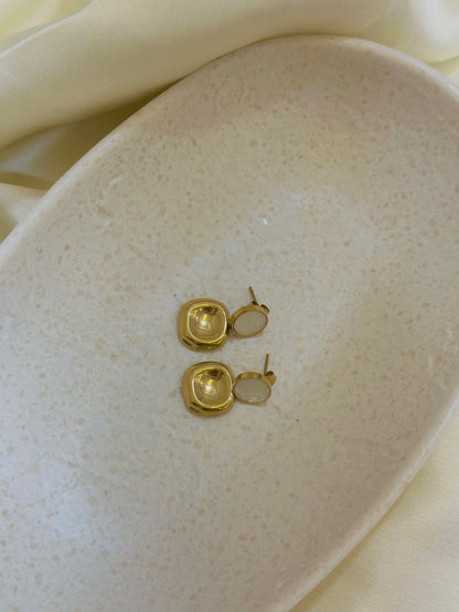 Mae earring