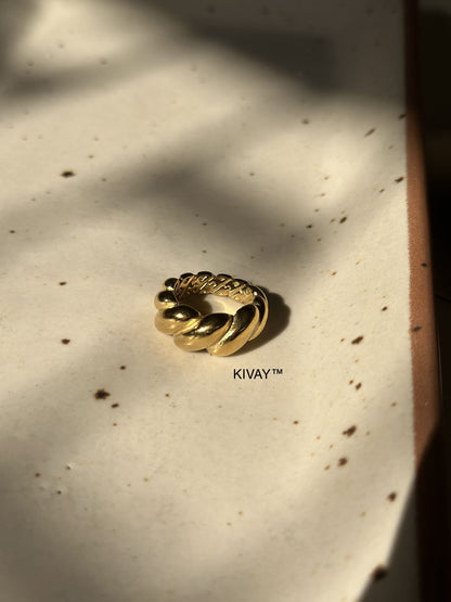 Croissant Ring