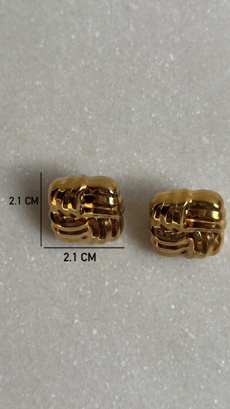 Extra AF Earring