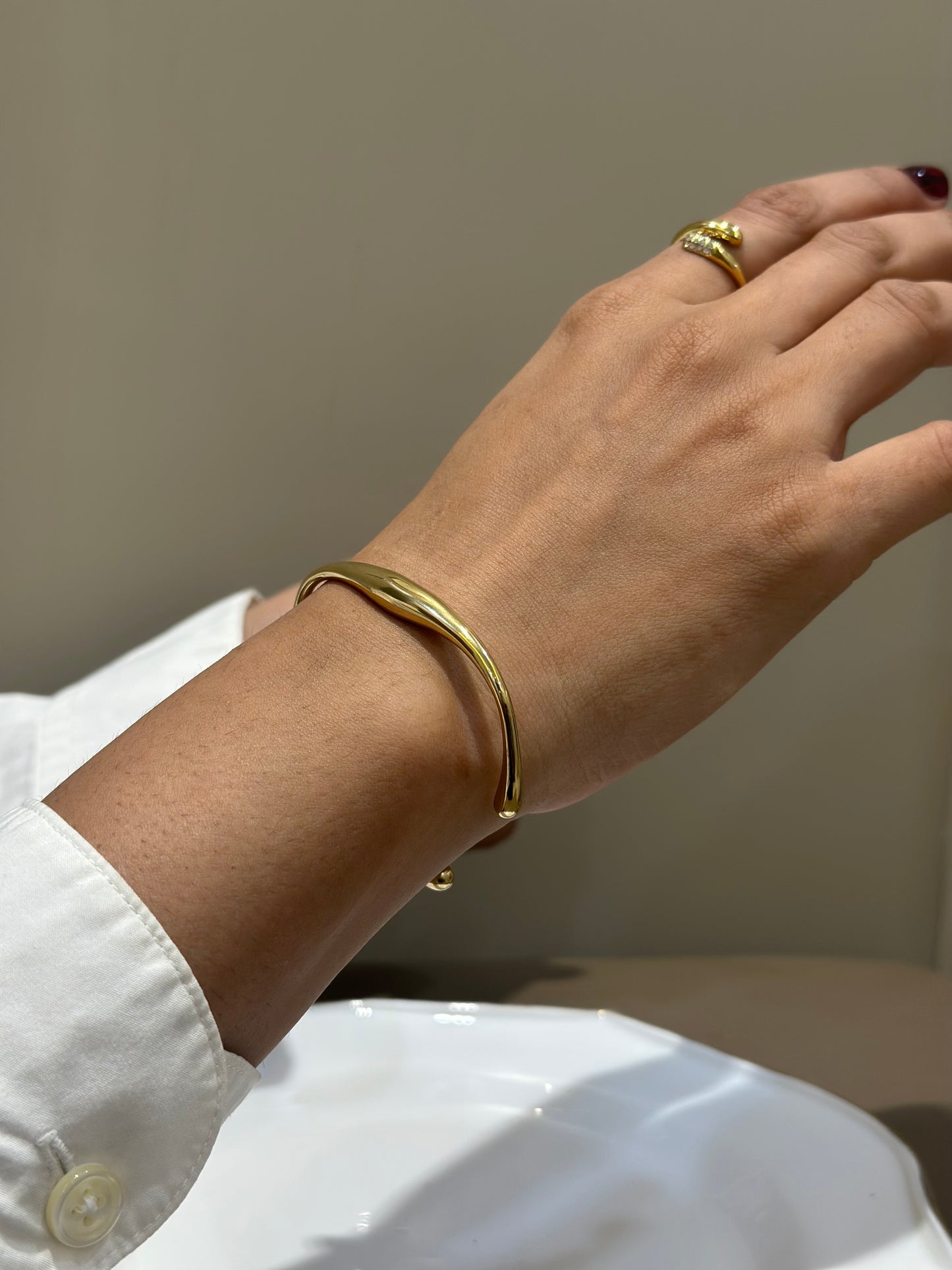 Bare statement adjustable bracelet