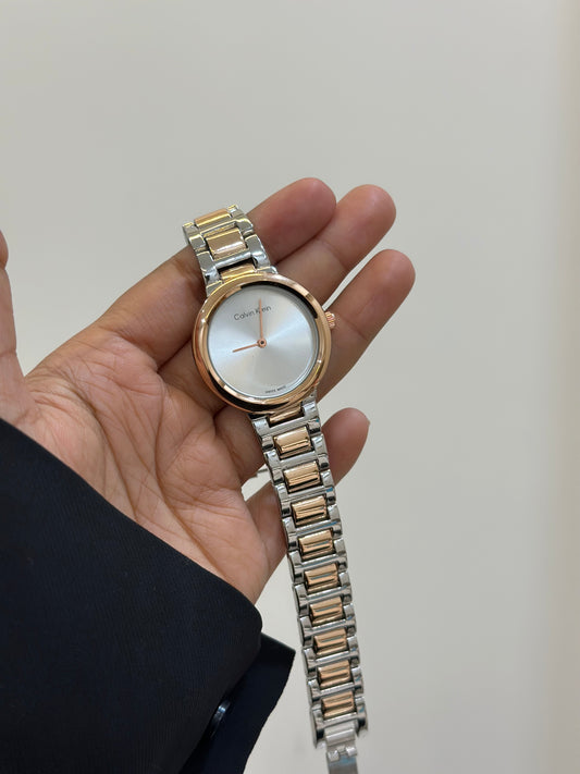 Classic dual tone watch