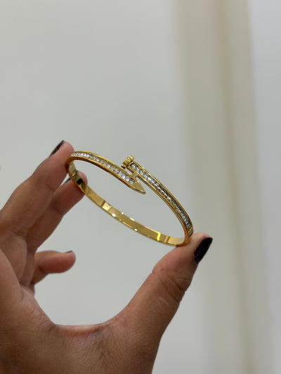 Ima Nail bracelet