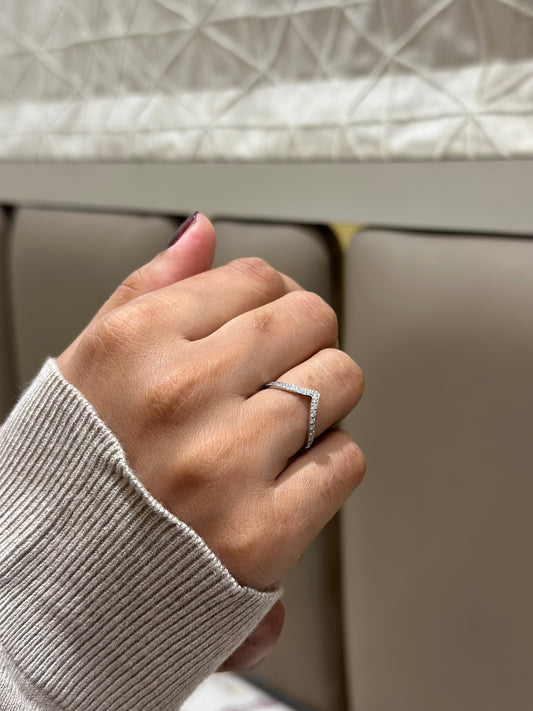 Amayra v silver ring