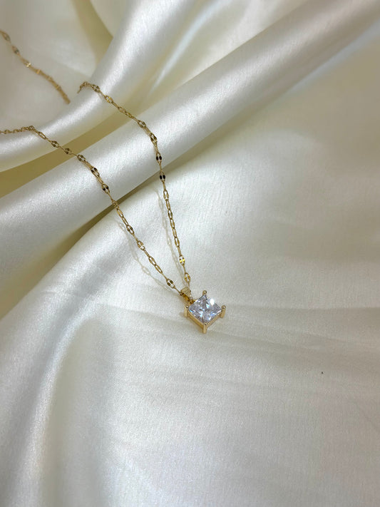 Tina necklace
