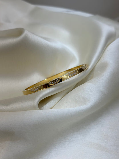 Swirl bracelet