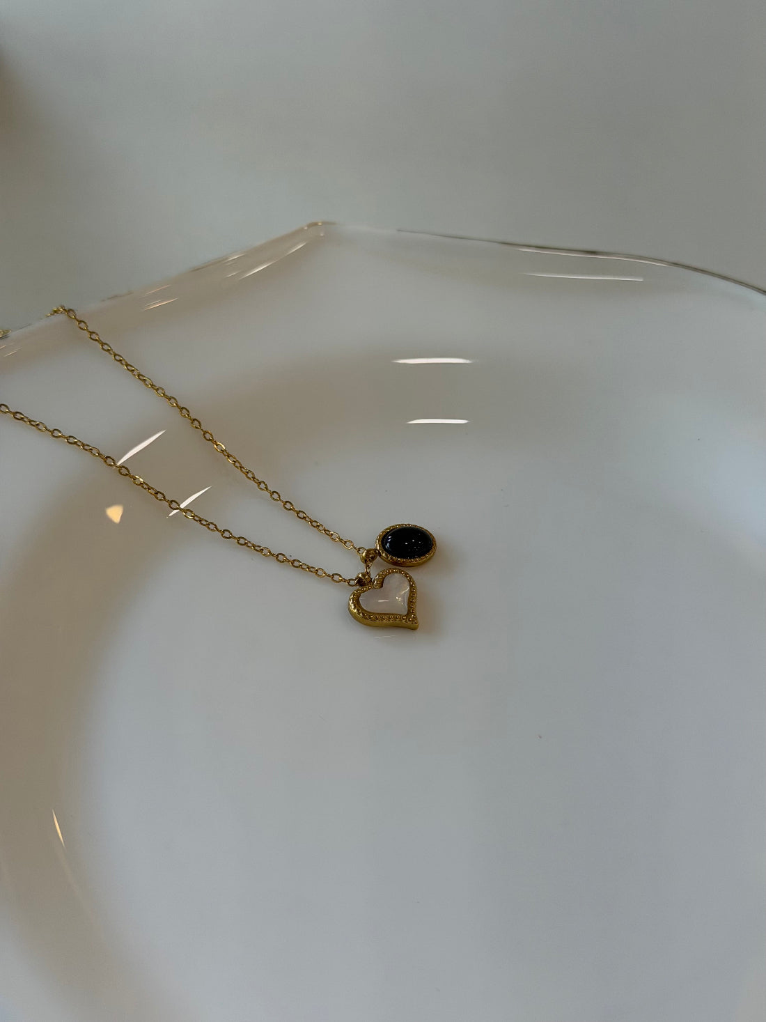Voila heart necklace