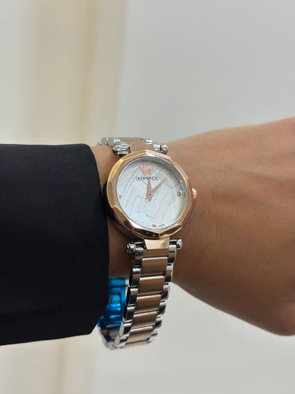 Classic dual tone watch