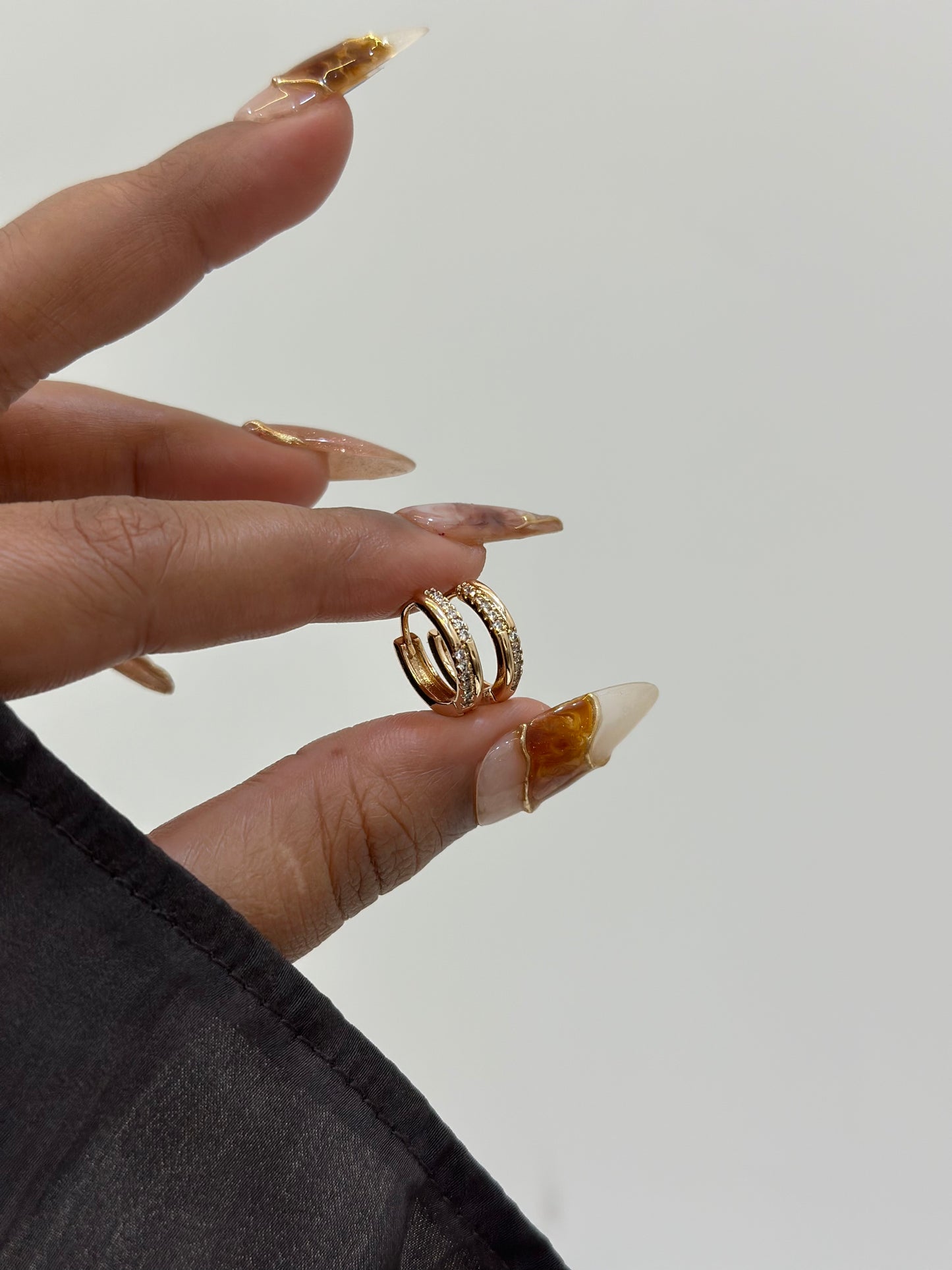 Ruhi delicate earrings