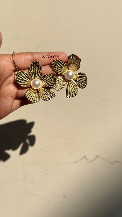 Flora earring