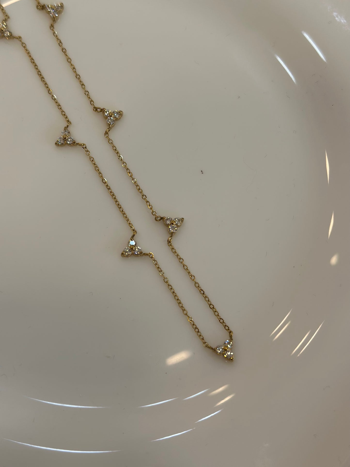 Luxe avirah necklace