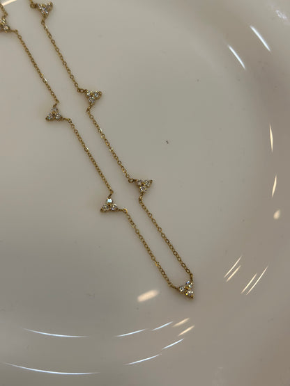 Luxe avirah necklace