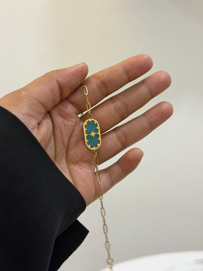 Sara minimal bracelet