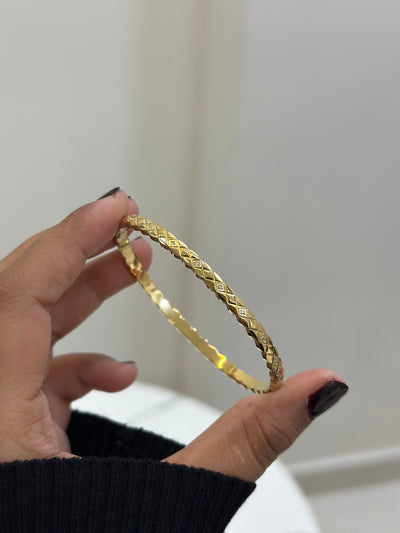 Nova sleek bracelet
