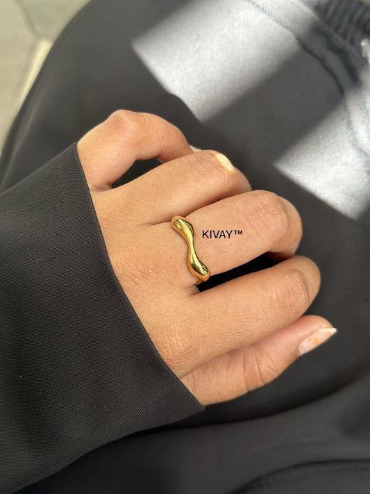 Twirl Ring