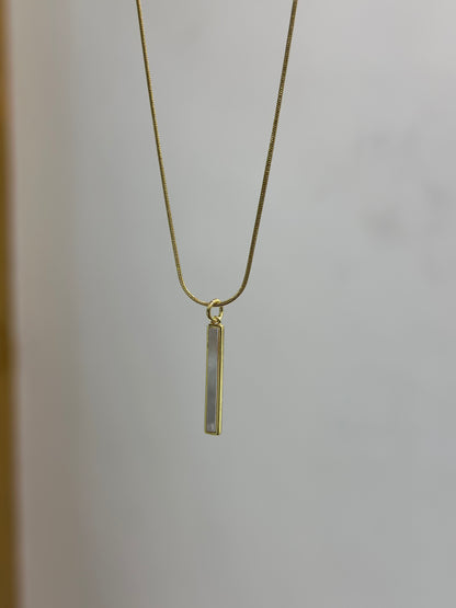 Gold bar necklace