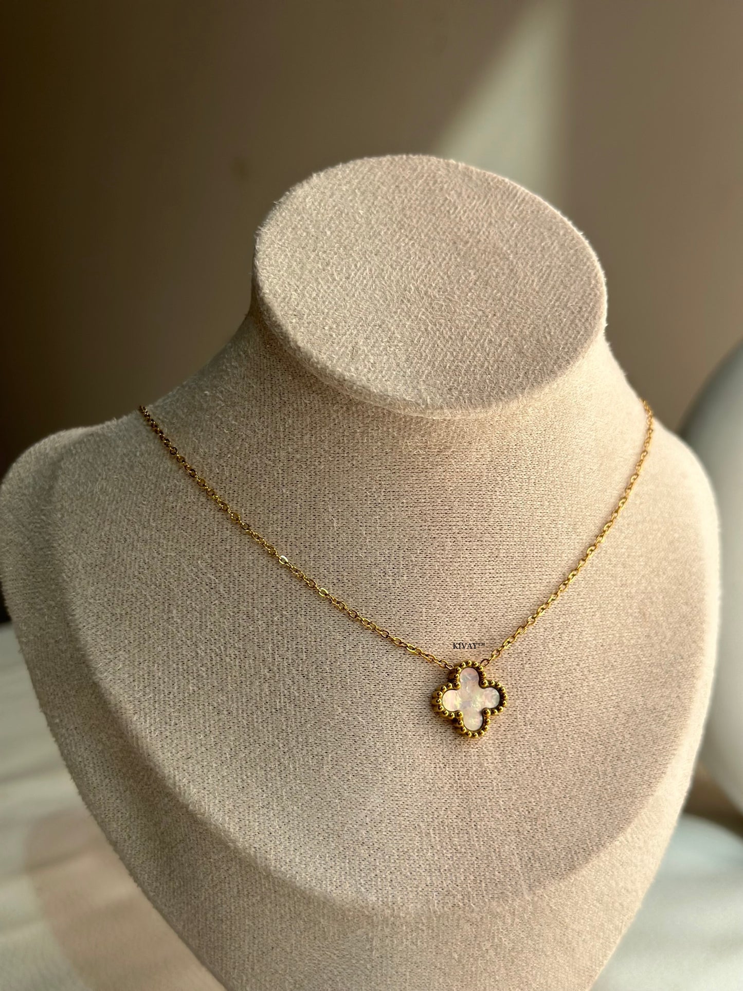 Minimal Floral reversible necklace