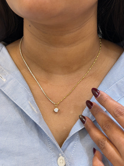 Noha solitaire necklace