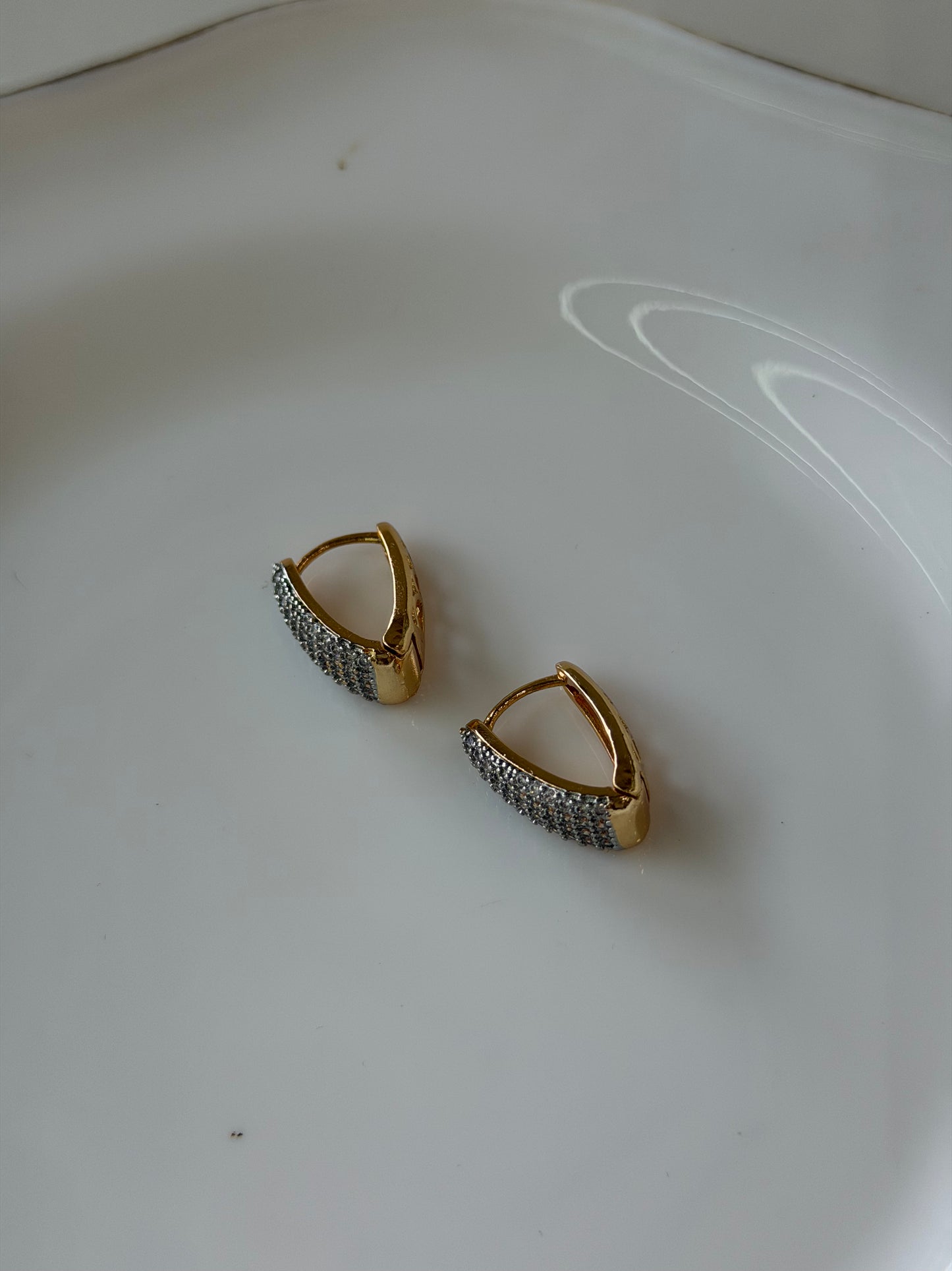 Luxe Zoya studded earrings