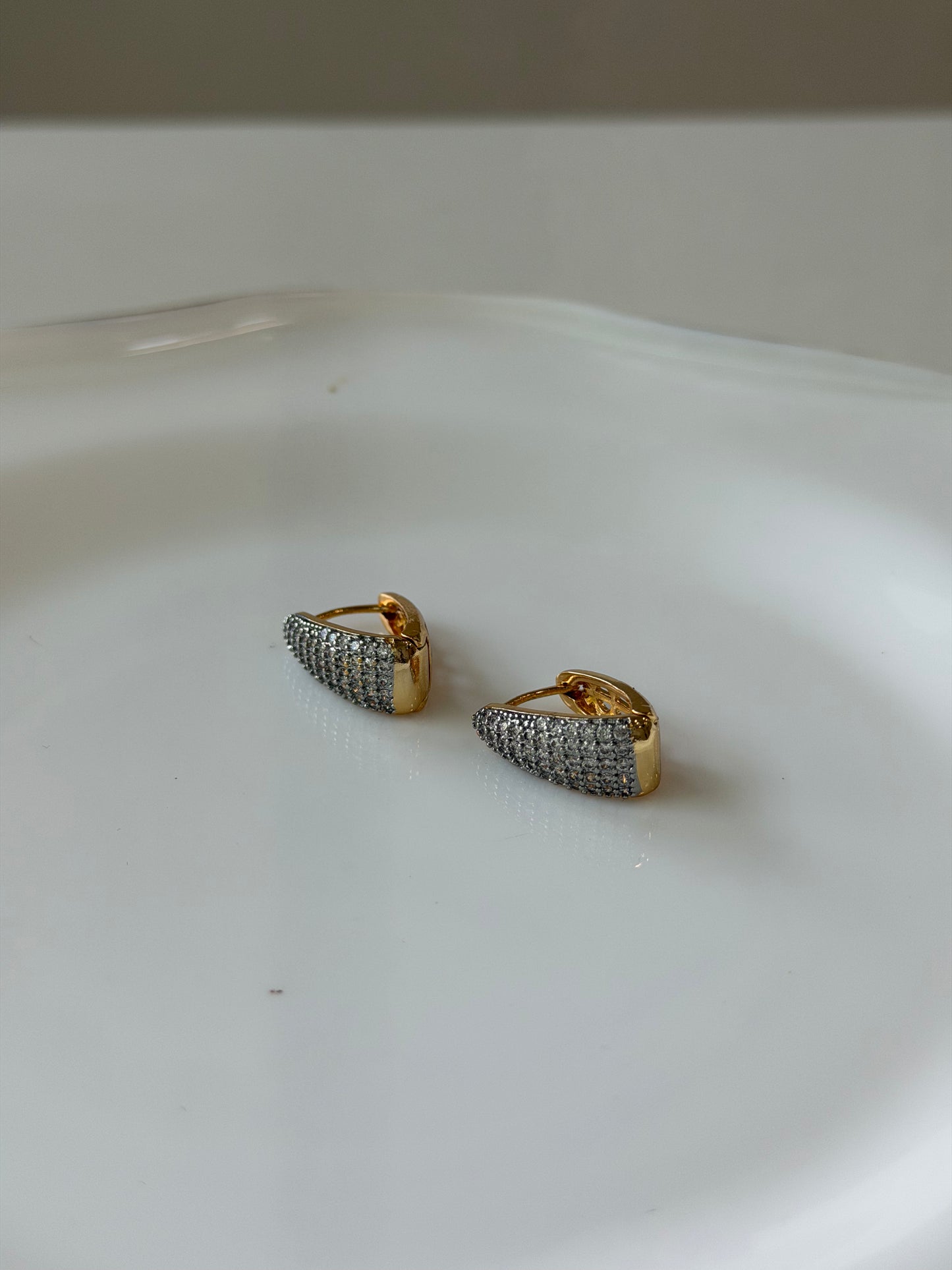 Luxe Zoya studded earrings