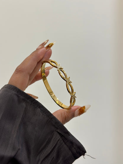 Aurelia statement bracelet
