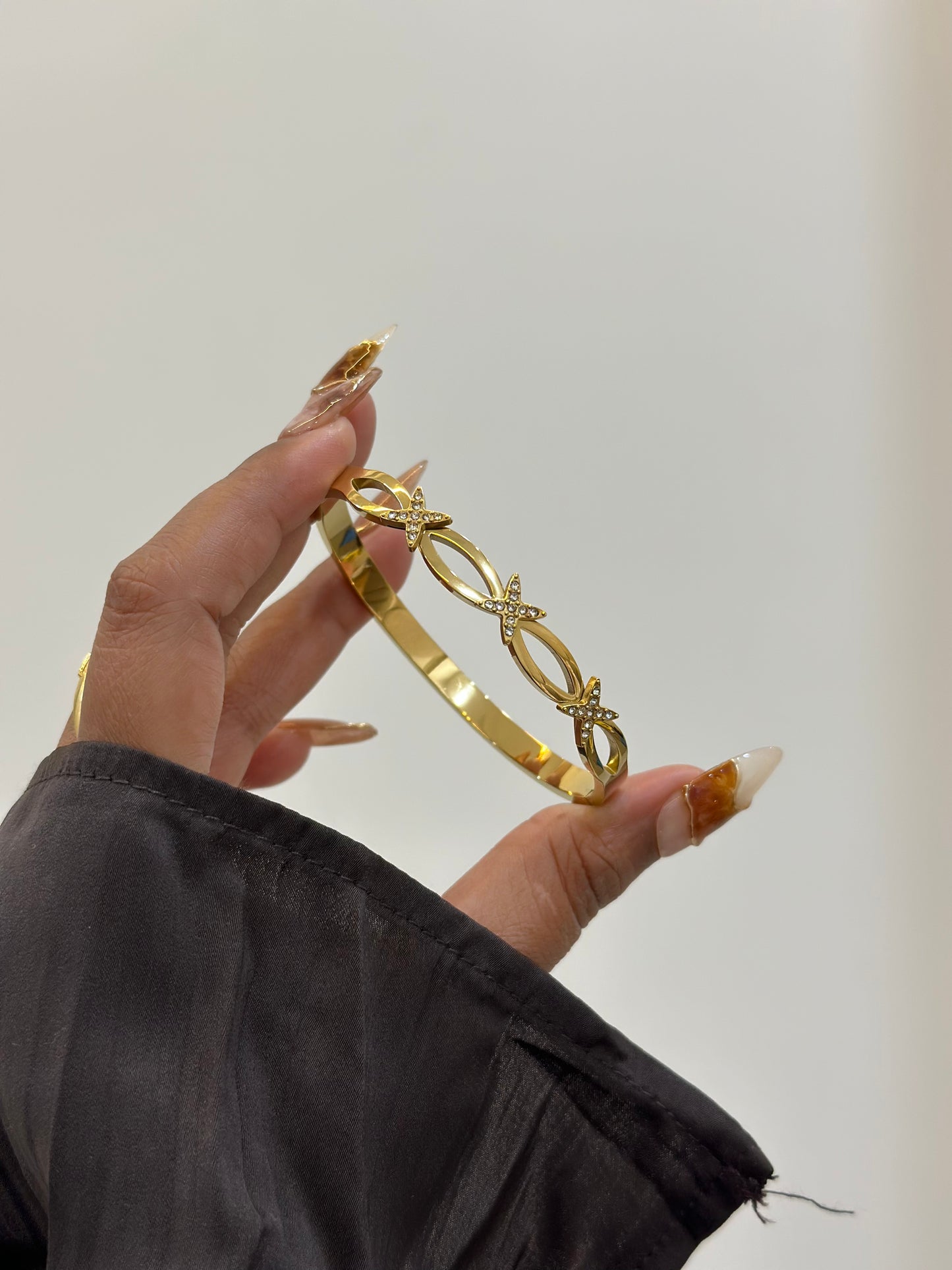 Aurelia statement bracelet