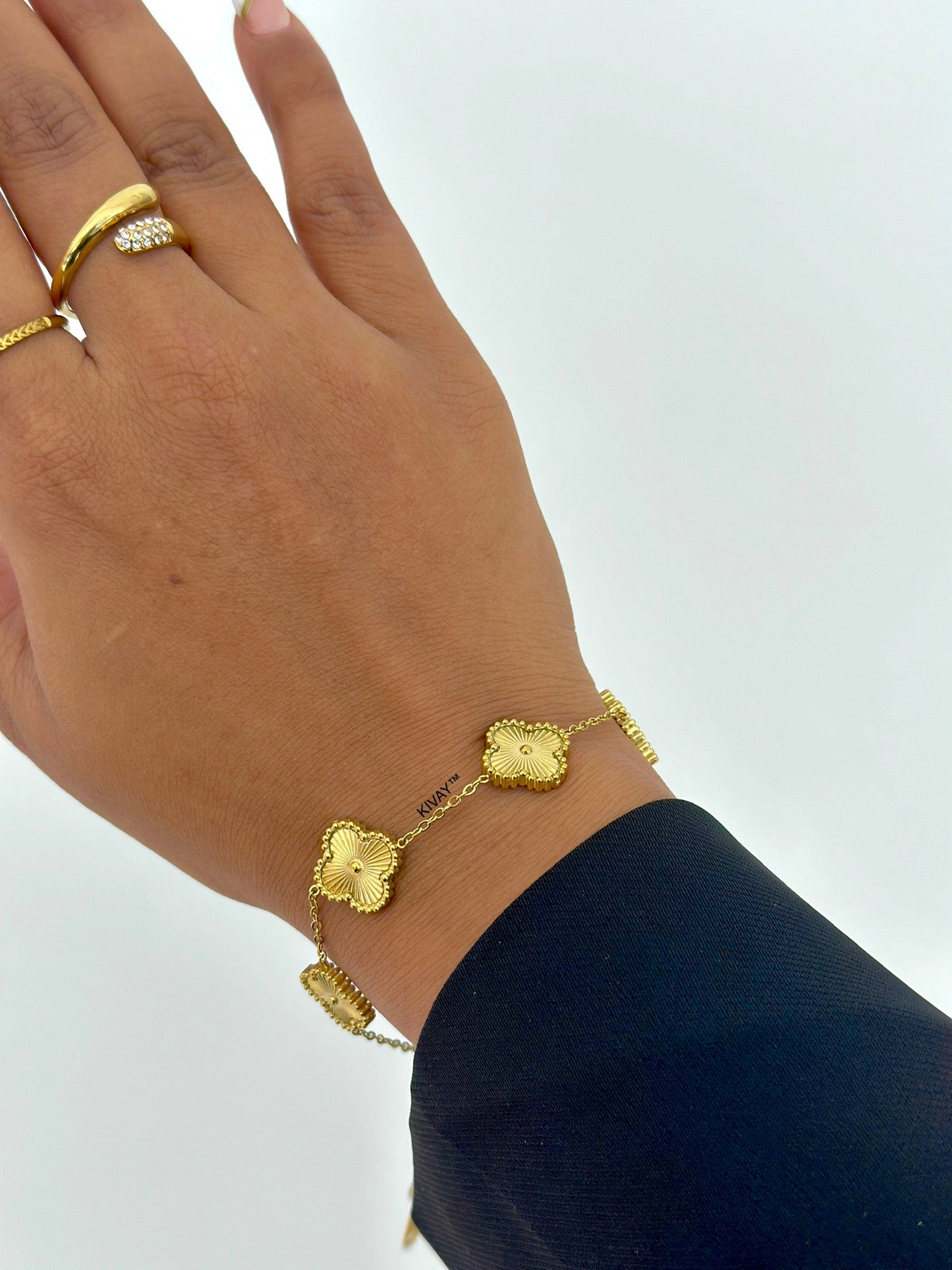 Gold Floral Chain Bracelet