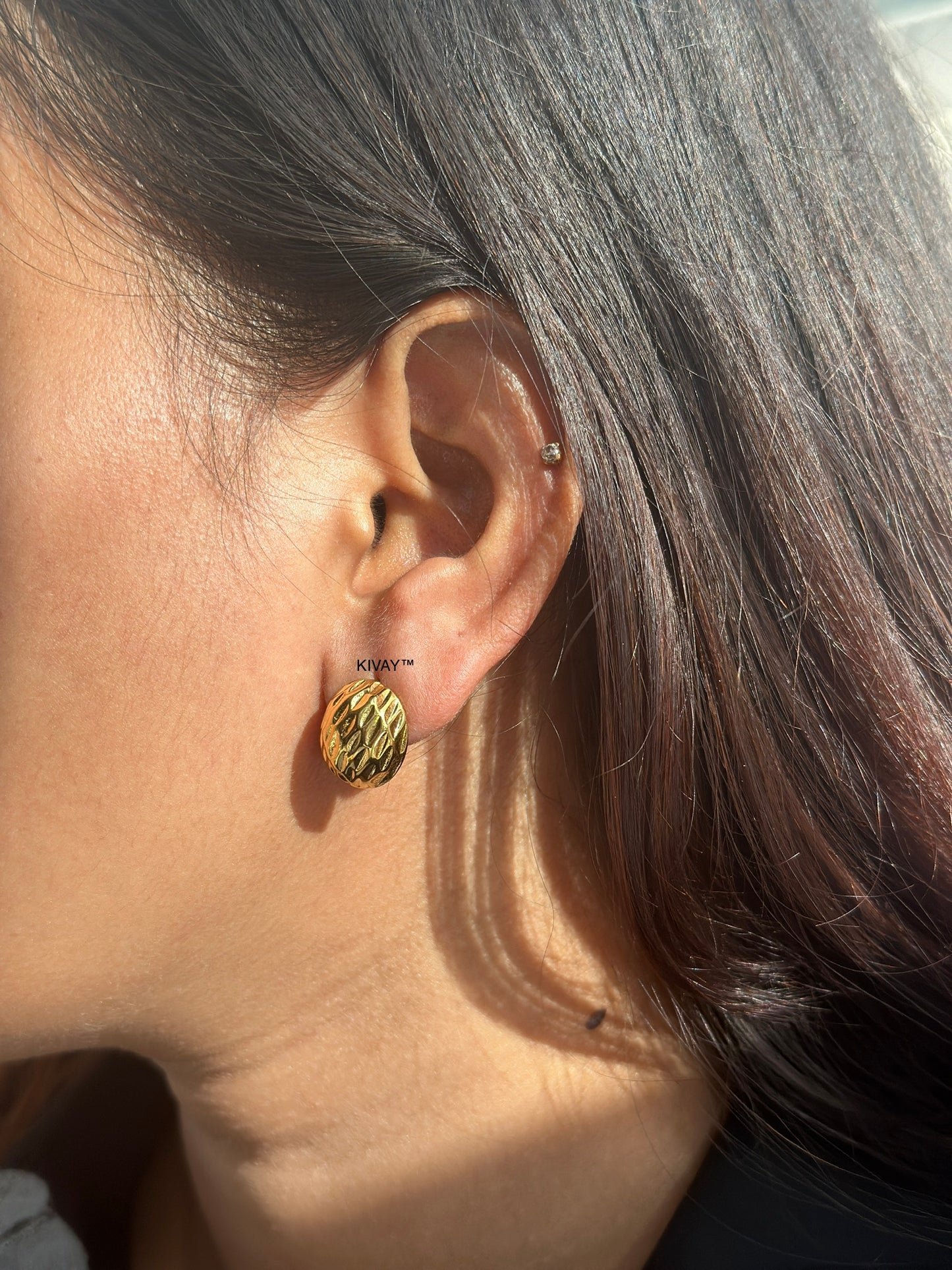 Buzy Earring