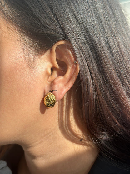 Buzy Earring