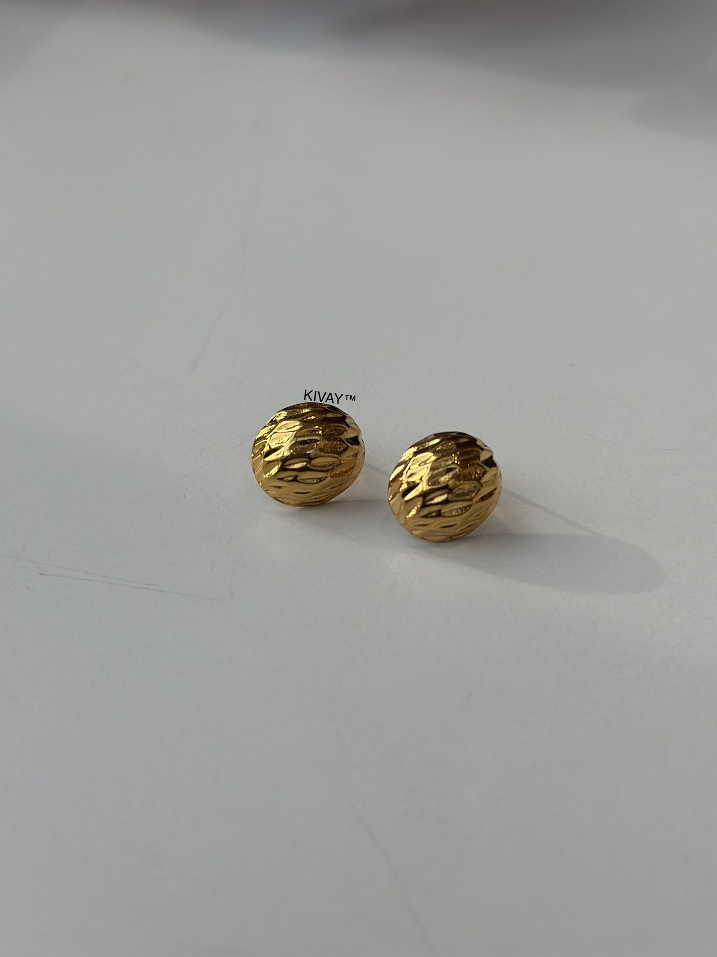 Buzy Earring