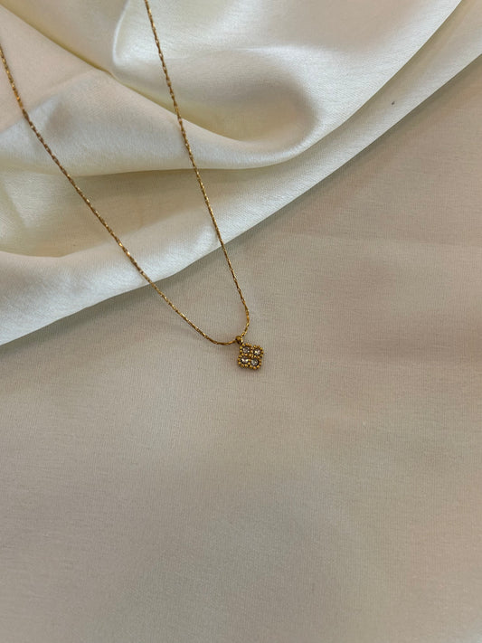 Delicate Clover Necklace